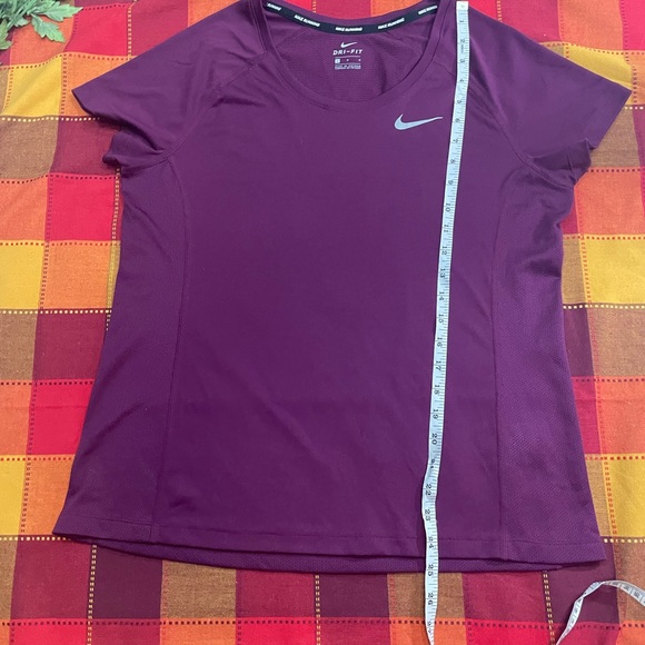 Nike Running shirts - Picture 10 of 12